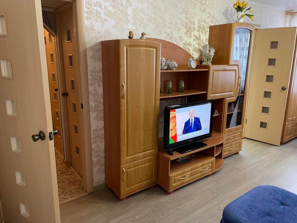 Apartment On Kommunisticheskaya, 14 Polatsk Ngoại thất bức ảnh